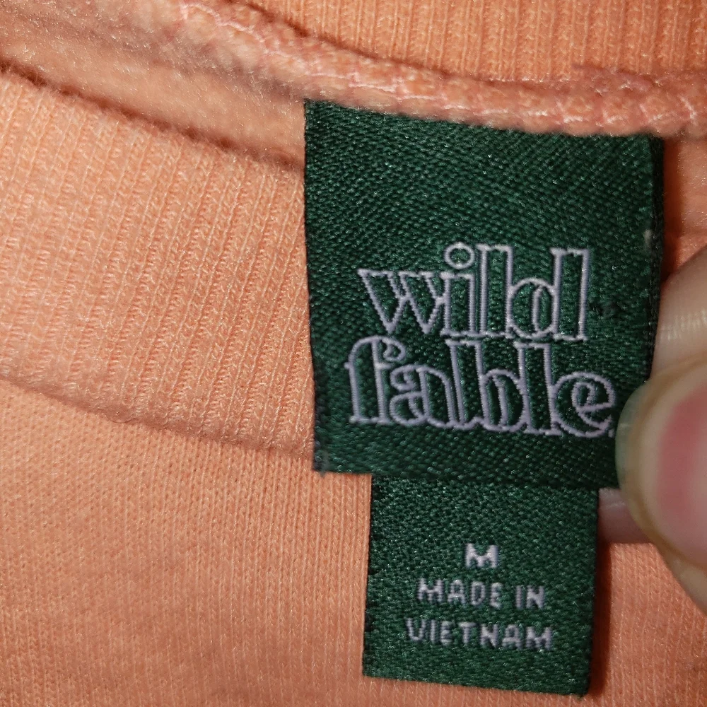 Wild Fable Light Peach Cropped Sweatshirt Balloon Sleeve Casual Athleisure M - Picture 2 of 4